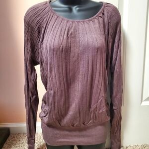VENUS Long Sleeve Scoop Neck Sweater